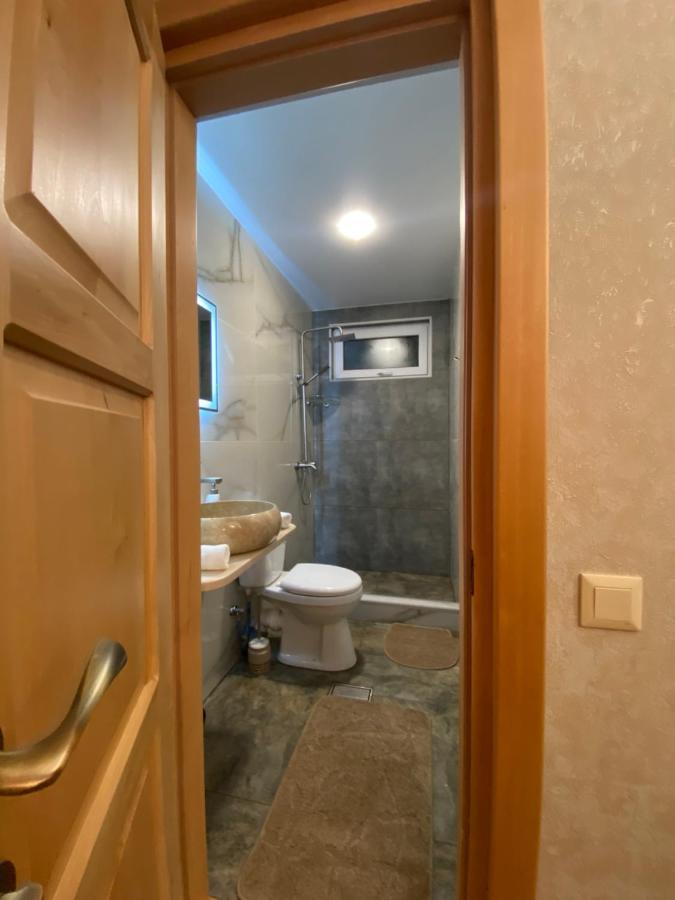 Guesthouse Shampriani Mestia Bagian luar foto