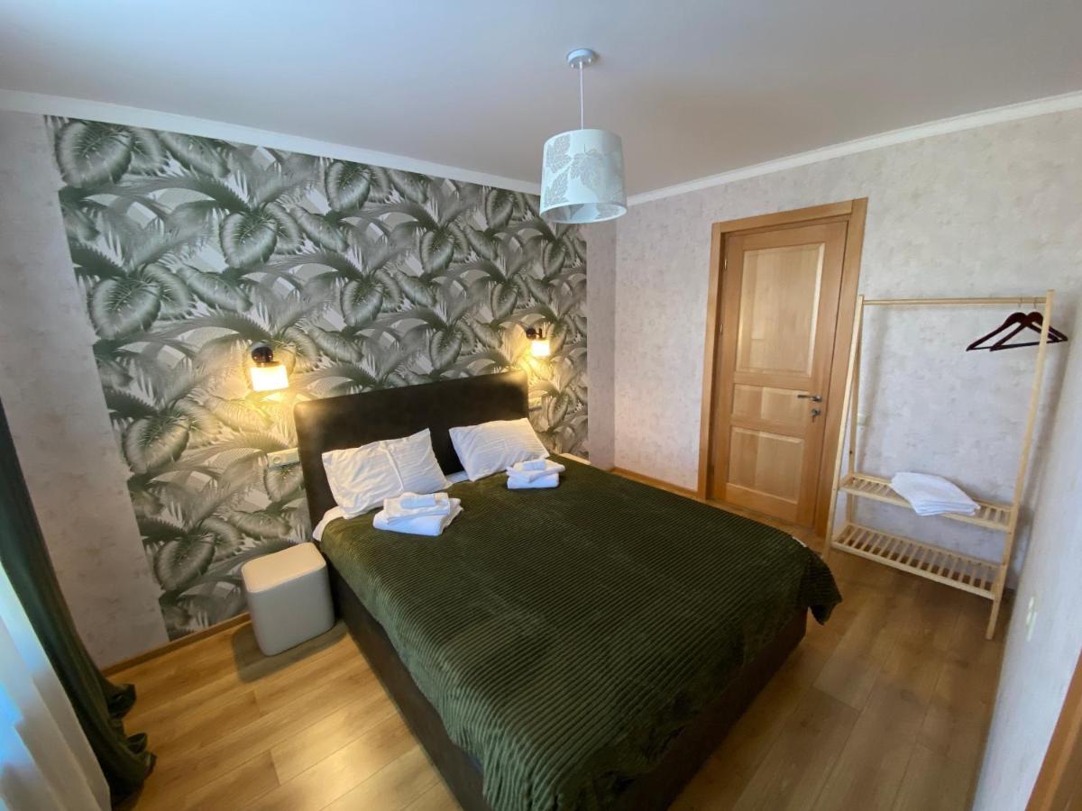 Guesthouse Shampriani Mestia Bagian luar foto