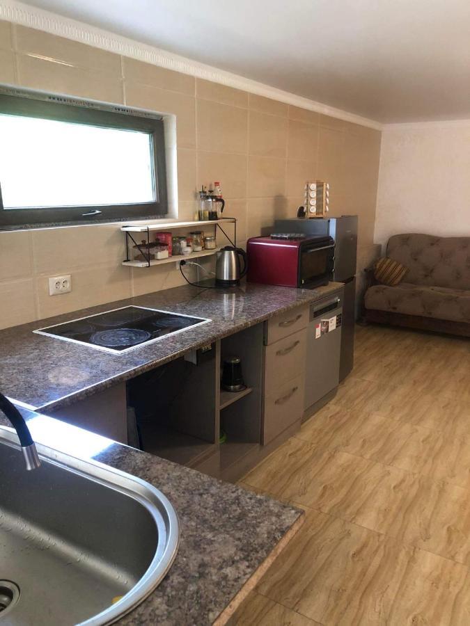 Guesthouse Shampriani Mestia Bagian luar foto
