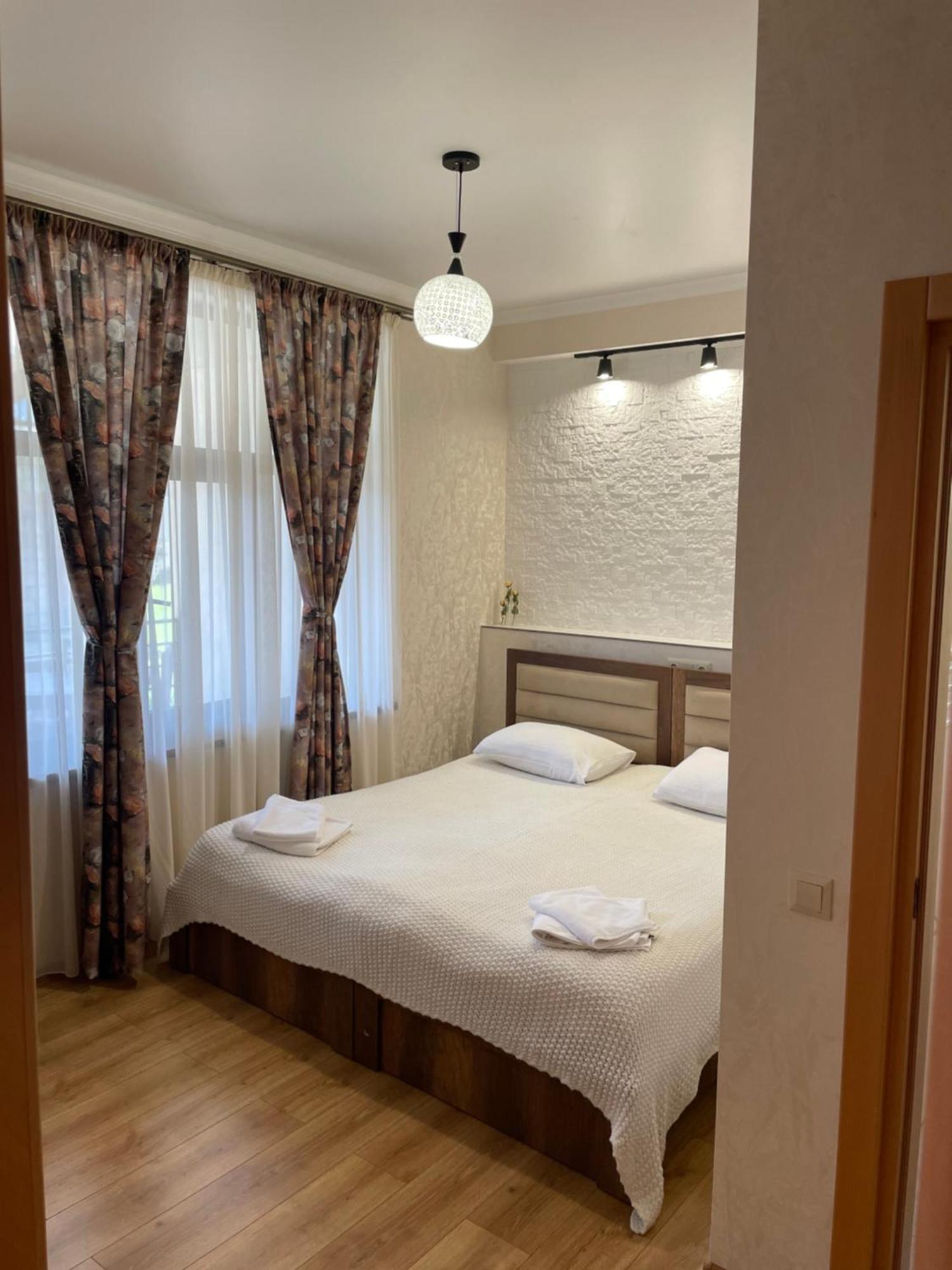 Guesthouse Shampriani Mestia Bagian luar foto